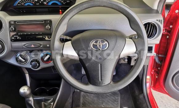 Acheter Occasion Voiture Toyota Etios Rouge à Beitbridge, Matabeleland South Acheter Occasion Voiture Toyota Etios Rouge à Beitbridge, Matabeleland South