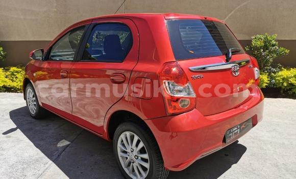 Acheter Occasion Voiture Toyota Etios Rouge à Beitbridge, Matabeleland South Acheter Occasion Voiture Toyota Etios Rouge à Beitbridge, Matabeleland South
