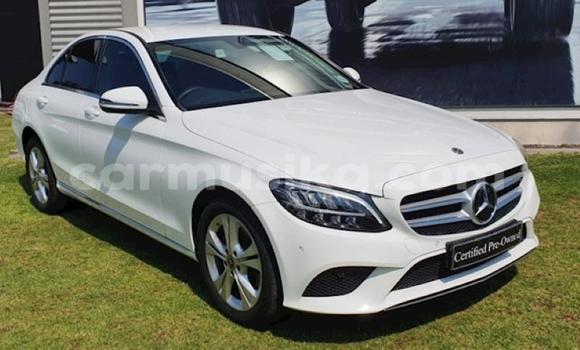 Tenga Tsaru Mercedes‒Benz C–Class Chena Mota in Harare in Harare Tenga Tsaru Mercedes‒Benz C–Class Chena Mota in Harare in Harare