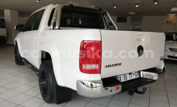 Nunua Ilio tumika Volkswagen Amarok Nyeupe Gari ndani ya Beitbridge nchini Matabeleland Kusini Nunua Ilio tumika Volkswagen Amarok Nyeupe Gari ndani ya Beitbridge nchini Matabeleland Kusini