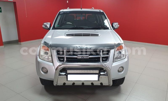 Nunua Ilio tumika Isuzu KB Fedha Gari ndani ya Beitbridge nchini Matabeleland Kusini