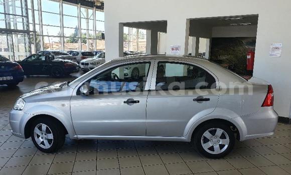 Acheter Occasion Voiture Chevrolet Aveo Blanc à Beitbridge, Matabeleland South Acheter Occasion Voiture Chevrolet Aveo Blanc à Beitbridge, Matabeleland South