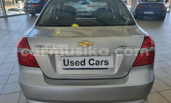 Acheter Occasion Voiture Chevrolet Aveo Blanc à Beitbridge, Matabeleland South Acheter Occasion Voiture Chevrolet Aveo Blanc à Beitbridge, Matabeleland South