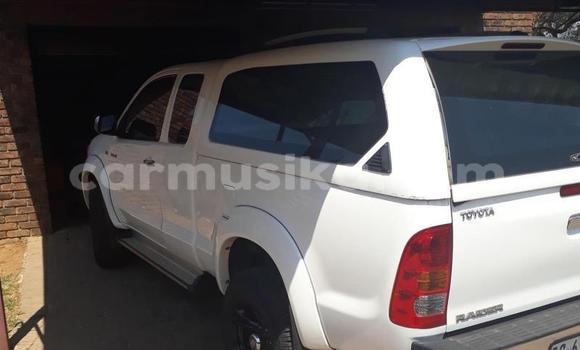 Acheter Occasion Voiture Toyota Hilux Blanc à Harare, Harare Acheter Occasion Voiture Toyota Hilux Blanc à Harare, Harare