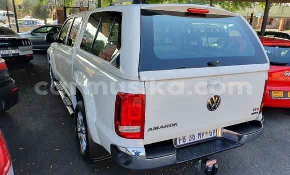 Acheter Occasion Voiture Volkswagen Amarok Blanc à Beitbridge, Matabeleland South Acheter Occasion Voiture Volkswagen Amarok Blanc à Beitbridge, Matabeleland South