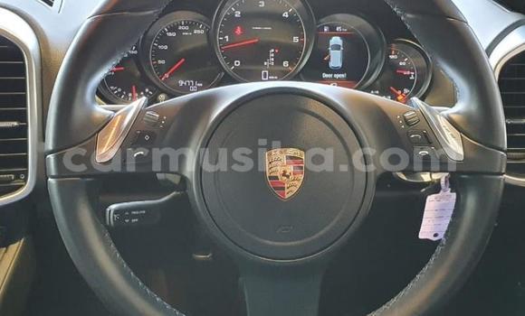 Acheter Occasion Voiture Porsche Cayenne Blanc à Beitbridge, Matabeleland South Acheter Occasion Voiture Porsche Cayenne Blanc à Beitbridge, Matabeleland South