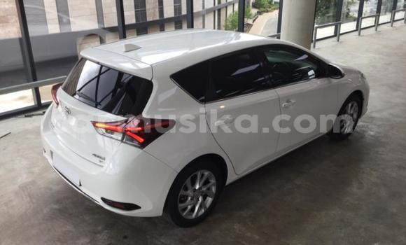 Nunua Ilio tumika Toyota Auris Nyeupe Gari ndani ya Beitbridge nchini Matabeleland Kusini Nunua Ilio tumika Toyota Auris Nyeupe Gari ndani ya Beitbridge nchini Matabeleland Kusini