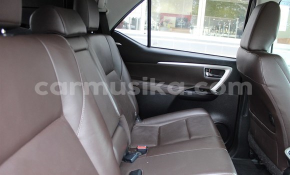 Tenga Tsaru Toyota Fortuner Sirivha Mota in Beitbridge in Matabeleland South Tenga Tsaru Toyota Fortuner Sirivha Mota in Beitbridge in Matabeleland South