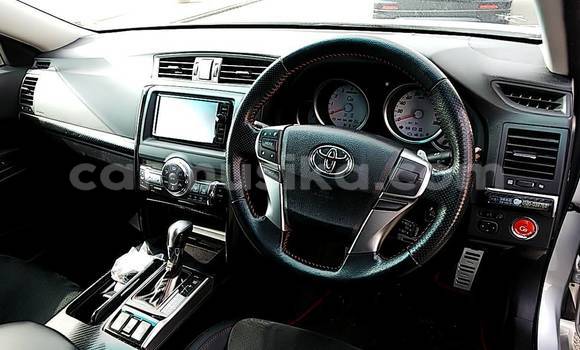 Tenga Tsaru Toyota Mark X Sirivha Mota in Beitbridge in Matabeleland South Tenga Tsaru Toyota Mark X Sirivha Mota in Beitbridge in Matabeleland South