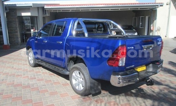 Tenga Tsaru Toyota Hilux Bhuruu Mota in Beitbridge in Matabeleland South Tenga Tsaru Toyota Hilux Bhuruu Mota in Beitbridge in Matabeleland South