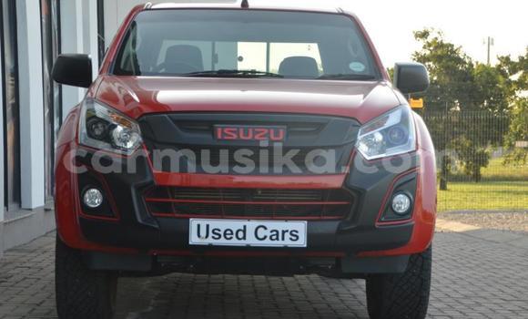Buy Used Isuzu D–MAX Red Car in Beitbridge in Matabeleland South