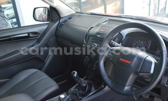 Buy Used Isuzu D–MAX Red Car in Beitbridge in Matabeleland South Buy Used Isuzu D–MAX Red Car in Beitbridge in Matabeleland South