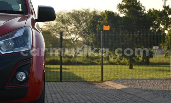 Buy Used Isuzu D–MAX Red Car in Beitbridge in Matabeleland South Buy Used Isuzu D–MAX Red Car in Beitbridge in Matabeleland South