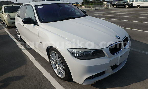 Buy Used BMW 3–Series White Car in Beitbridge in Matabeleland South