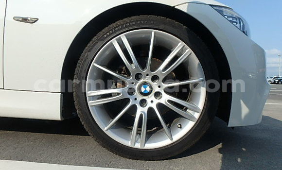 Nunua Ilio tumika BMW 3–Series Nyeupe Gari ndani ya Beitbridge nchini Matabeleland Kusini Nunua Ilio tumika BMW 3–Series Nyeupe Gari ndani ya Beitbridge nchini Matabeleland Kusini