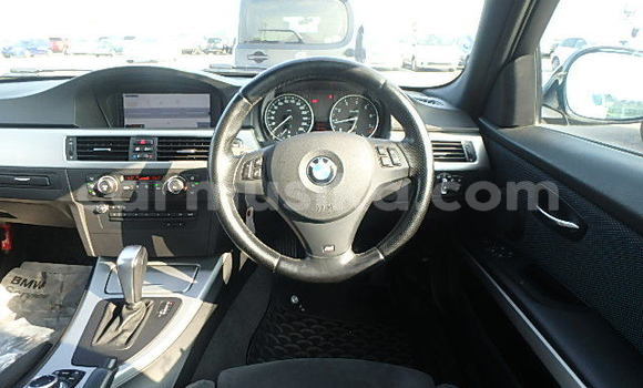 Nunua Ilio tumika BMW 3–Series Nyeupe Gari ndani ya Beitbridge nchini Matabeleland Kusini Nunua Ilio tumika BMW 3–Series Nyeupe Gari ndani ya Beitbridge nchini Matabeleland Kusini