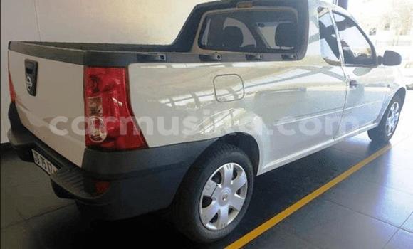 Buy Used Nissan NV200 White Car in Beitbridge in Matabeleland South Buy Used Nissan NV200 White Car in Beitbridge in Matabeleland South