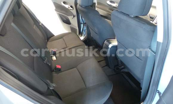 Buy Used Toyota Auris Blue Car in Beitbridge in Matabeleland South Buy Used Toyota Auris Blue Car in Beitbridge in Matabeleland South