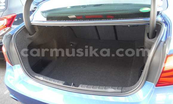 Acheter Occasion Voiture BMW 3–Series Bleu à Beitbridge, Matabeleland South Acheter Occasion Voiture BMW 3–Series Bleu à Beitbridge, Matabeleland South