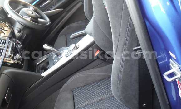 Acheter Occasion Voiture BMW 3–Series Bleu à Beitbridge, Matabeleland South Acheter Occasion Voiture BMW 3–Series Bleu à Beitbridge, Matabeleland South