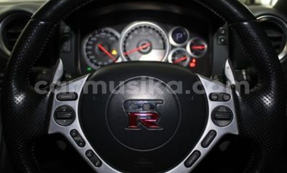 Acheter Occasion Voiture Nissan GT-R Blanc à Beitbridge, Matabeleland South Acheter Occasion Voiture Nissan GT-R Blanc à Beitbridge, Matabeleland South