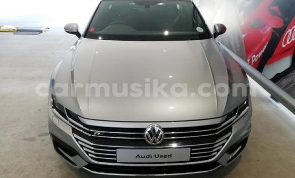 Buy Used Volkswagen Arteon Silver Car in Beitbridge in Matabeleland South
