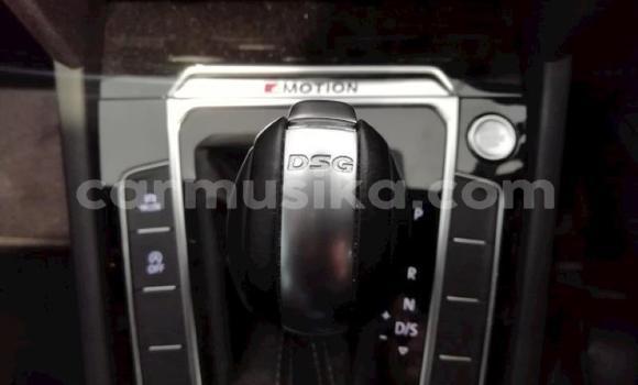 Acheter Occasion Voiture Volkswagen Arteon Gris à Beitbridge, Matabeleland South Acheter Occasion Voiture Volkswagen Arteon Gris à Beitbridge, Matabeleland South