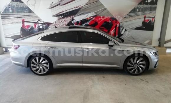 Acheter Occasion Voiture Volkswagen Arteon Gris à Beitbridge, Matabeleland South Acheter Occasion Voiture Volkswagen Arteon Gris à Beitbridge, Matabeleland South