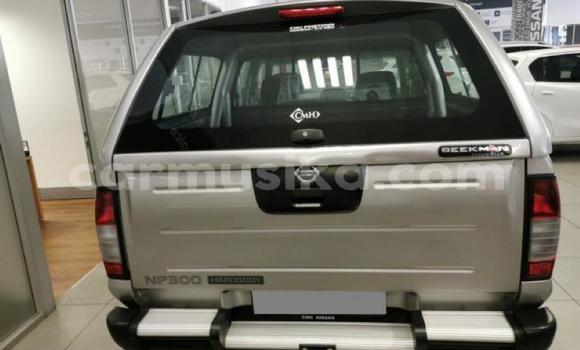 Tenga Tsaru Nissan NP 300 Zvimwe Mota in Harare in Harare Tenga Tsaru Nissan NP 300 Zvimwe Mota in Harare in Harare