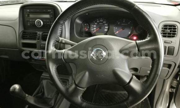 Tenga Tsaru Nissan NP 300 Zvimwe Mota in Harare in Harare Tenga Tsaru Nissan NP 300 Zvimwe Mota in Harare in Harare