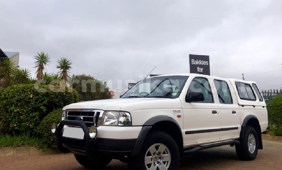 Tenga Tsaru Ford Ranger Chena Mota in Beitbridge in Matabeleland South