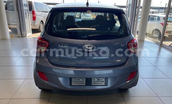 Acheter Occasion Voiture Hyundai i10 Beige à Beitbridge, Matabeleland South Acheter Occasion Voiture Hyundai i10 Beige à Beitbridge, Matabeleland South