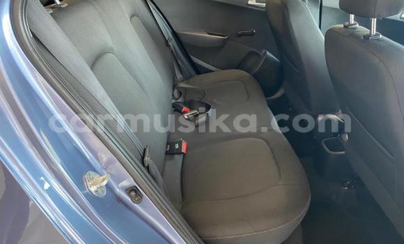 Acheter Occasion Voiture Hyundai i10 Beige à Beitbridge, Matabeleland South Acheter Occasion Voiture Hyundai i10 Beige à Beitbridge, Matabeleland South