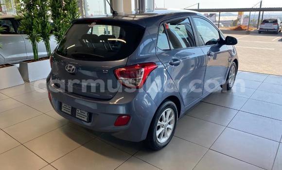 Acheter Occasion Voiture Hyundai i10 Beige à Beitbridge, Matabeleland South Acheter Occasion Voiture Hyundai i10 Beige à Beitbridge, Matabeleland South