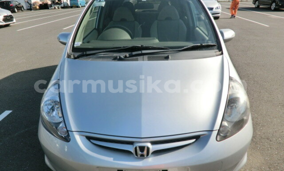 Nunua Ilio tumika Honda Fit Fedha Gari ndani ya Beitbridge nchini Matabeleland Kusini Nunua Ilio tumika Honda Fit Fedha Gari ndani ya Beitbridge nchini Matabeleland Kusini