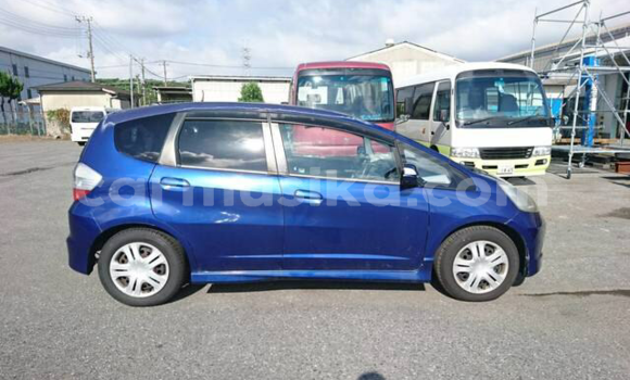Buy Used Honda Fit Blue Car in Beitbridge in Matabeleland South Buy Used Honda Fit Blue Car in Beitbridge in Matabeleland South