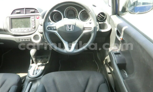 Buy Used Honda Fit Blue Car in Beitbridge in Matabeleland South Buy Used Honda Fit Blue Car in Beitbridge in Matabeleland South