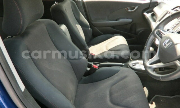 Buy Used Honda Fit Blue Car in Beitbridge in Matabeleland South Buy Used Honda Fit Blue Car in Beitbridge in Matabeleland South