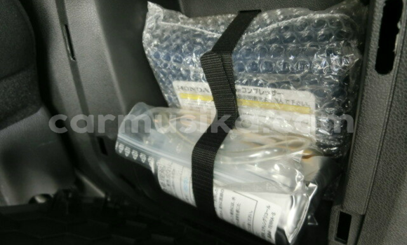 Buy Used Honda Fit Blue Car in Beitbridge in Matabeleland South Buy Used Honda Fit Blue Car in Beitbridge in Matabeleland South