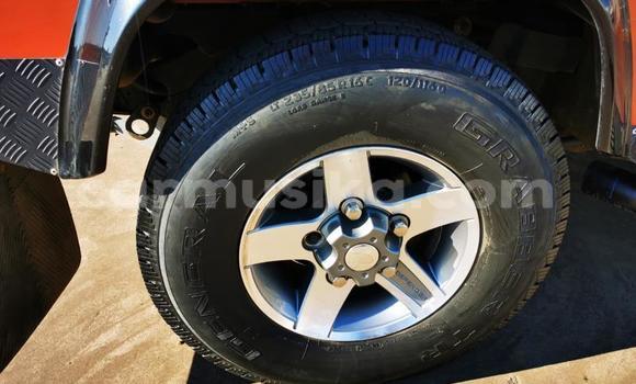 Nunua Ilio tumika Land Rover Defender Beige Gari ndani ya Beitbridge nchini Matabeleland Kusini Nunua Ilio tumika Land Rover Defender Beige Gari ndani ya Beitbridge nchini Matabeleland Kusini