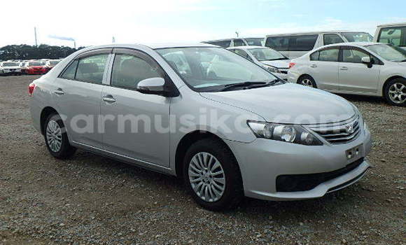 Buy Used Toyota Allion Silver Car in Beitbridge in Matabeleland South
