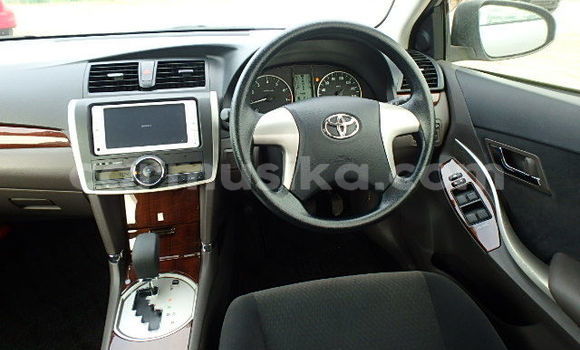 Acheter Occasion Voiture Toyota Allion Gris à Beitbridge, Matabeleland South Acheter Occasion Voiture Toyota Allion Gris à Beitbridge, Matabeleland South