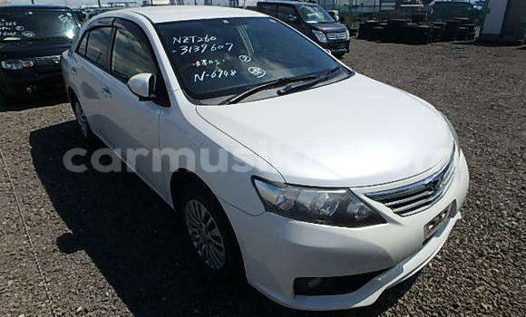 Nunua Ilio tumika Toyota Allion Nyeupe Gari ndani ya Beitbridge nchini Matabeleland Kusini