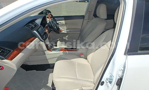 Acheter Occasion Voiture Toyota Allion Blanc à Beitbridge, Matabeleland South Acheter Occasion Voiture Toyota Allion Blanc à Beitbridge, Matabeleland South