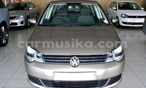 Acheter Occasion Voiture Volkswagen Polo Gris à Alexandra Park, Harare Acheter Occasion Voiture Volkswagen Polo Gris à Alexandra Park, Harare