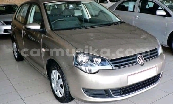 Acheter Occasion Voiture Volkswagen Polo Gris à Alexandra Park, Harare Acheter Occasion Voiture Volkswagen Polo Gris à Alexandra Park, Harare