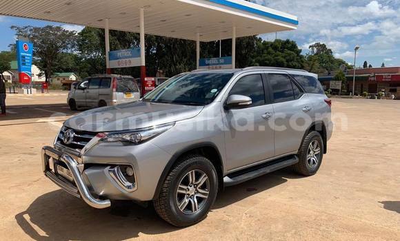 Acheter Occasion Voiture Toyota Fortuner Gris à Bulawayo, Bulawayo Acheter Occasion Voiture Toyota Fortuner Gris à Bulawayo, Bulawayo