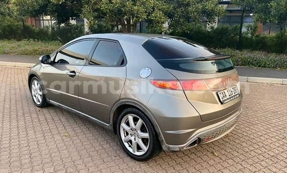 Tenga Tsaru Honda Civic Sirivha Mota in Beitbridge in Matabeleland South Tenga Tsaru Honda Civic Sirivha Mota in Beitbridge in Matabeleland South