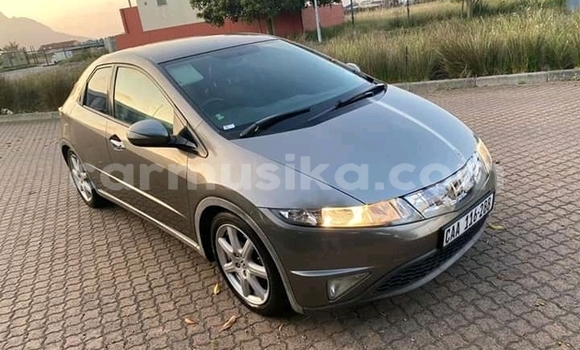 Tenga Tsaru Honda Civic Sirivha Mota in Beitbridge in Matabeleland South Tenga Tsaru Honda Civic Sirivha Mota in Beitbridge in Matabeleland South