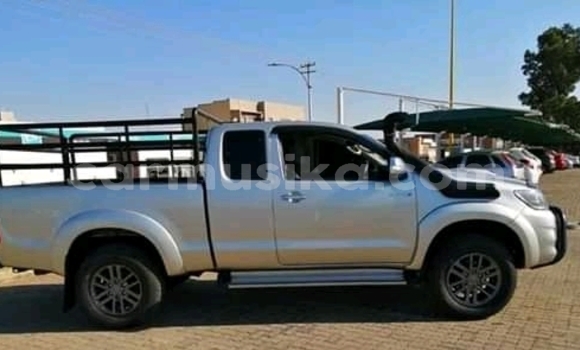 Acheter Occasion Voiture Toyota Hilux Gris à Bulawayo, Bulawayo Acheter Occasion Voiture Toyota Hilux Gris à Bulawayo, Bulawayo